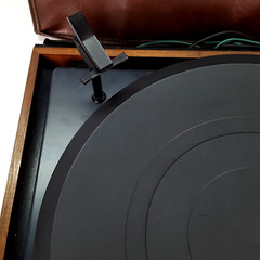 Vintage BIC 940 Belt Drive Turntable W/Soft Cover & Manual in Working Condition