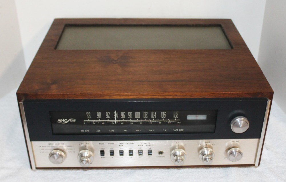 McIntosh MAC-1700 MAC1700 Stereo Receiver ~ A Beautiful Vintage Beast