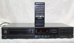 Technics Compact Disc Player SL-P300 1986 Good Codition with remote & RCA Cable