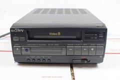 Sony EV-C3 Video8 Compact 8mm Tape Player and Recorder POWERS ON-For SPARE PARTS