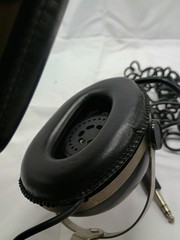 Pioneer SE-405 padded multi volume control full size jack headphones For Parts