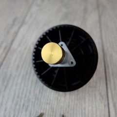 Fostex R8 Reel to Reel – Spindle Table Mount Assembly – Genuine Part