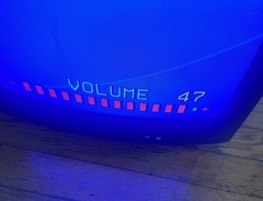 Vintage Sharp 13″ Retro Gaming Color TV 13N-M100B Front AV Tested Working 120 V