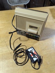 Audiotronics 148A Audio Cassette Recorder / Player 120VAC or DC Battery, Tested