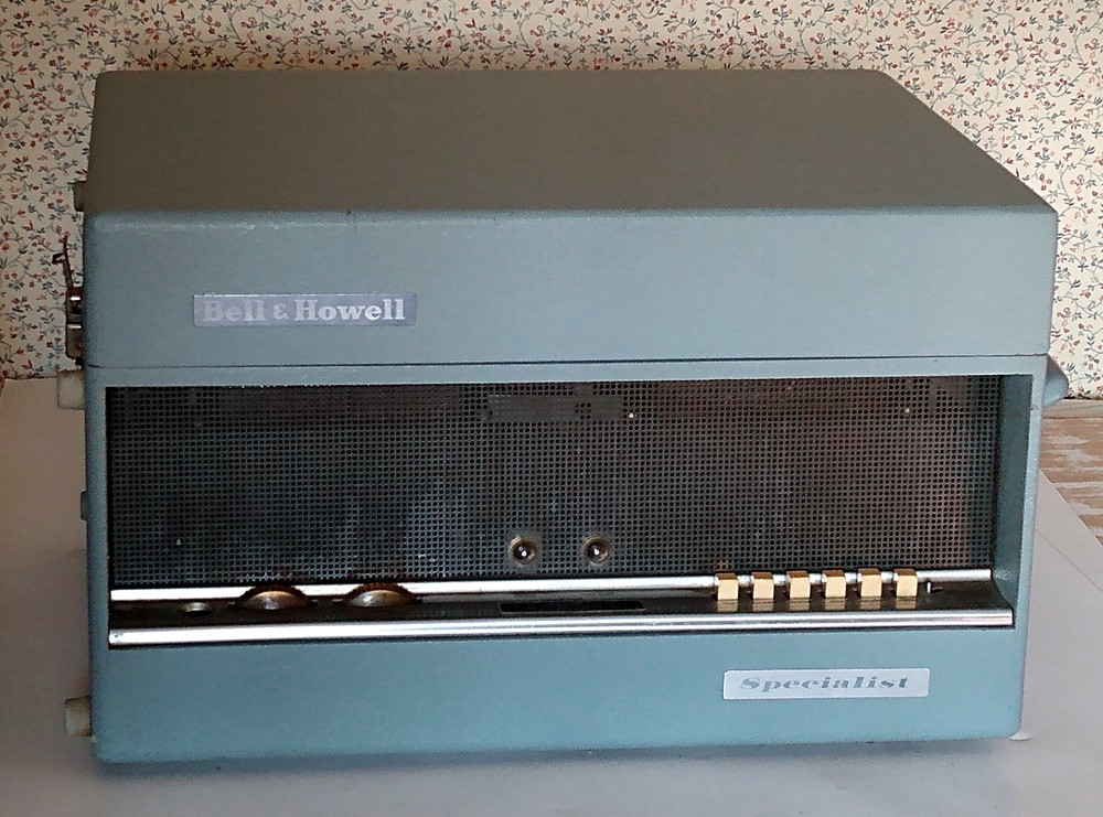 Vtg BELL HOWELL 300 S FILMOSOUND SPECIALIST Reel Tape Recorder GUITAR Amplifier?