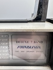 Vintage Sounddesign M#2673 Deluxe 7 Band Radio Pre-Owned Read Description