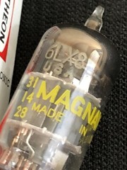 Raytheon Vacuum Tube 6LX8 Vintage Radio Tube New In Box