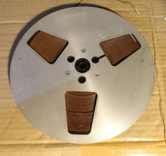 Metal 7″ Reel To Reel Recording Tape 1/4“ TAKE UP REEL w/ Music Unbranded