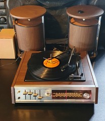 LOCAL PICKUP ONLY AS-IS Rare Panasonic SD55A & Rare Zenith Circle of Sound Speak