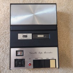 Vintage Arvin 28L09 Portable Cassette Tape Recorder AC/DC Solid State Mono Works