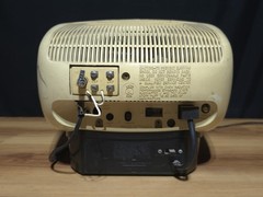 Philco 10″ Vintage B&W CRT TV
