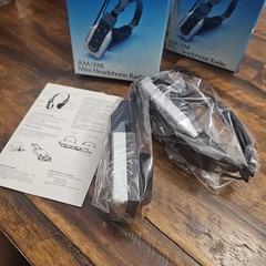 NIB VTG Shye Mini Headphone Radio HP-1000 AM/FM Stereo 80s Deadstock Silver.READ