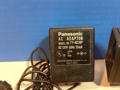 Vintage 1984 Panasonic Travelvision TR-1030P TV AC/DC 4-Way Works W Power supply