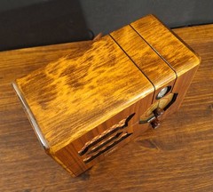 Old Antique Wood Sky King Vintage Tube Radio – Restored & Working w/ Green Eye