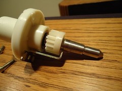 Pioneer PL-516 Stereo Turntable Parting Out Spindle + gear