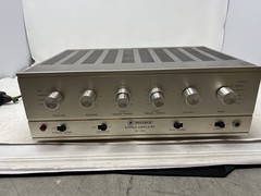 Monarch SA-40A Vintage Tube Stereo Integrated Amplifier Japan Powers On