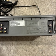 Magnavox MWD2205 VCR DVD Combo Player with Remote Tested and Working