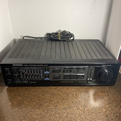 Kenwood KA-75 Integrated Amplifier in Excellent Condition.