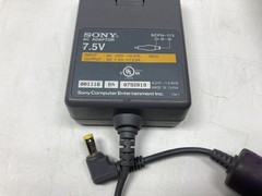 SONY GV-300 NTSC Video8 Video Walkman HiFi Stereo VCR – For Parts, Cracked Case