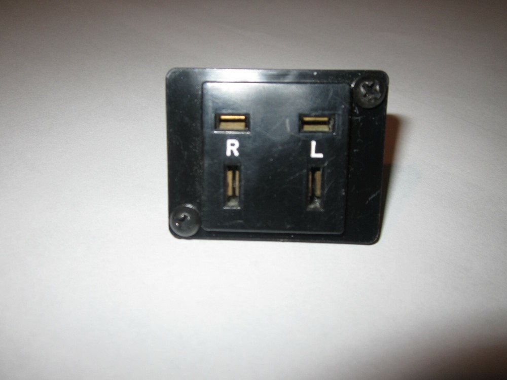 Pioneer SX-727 SX-828 SX 626 QX-8000 SX-6000 Speaker Output Socket K72-028