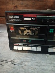 Magnavox MX 1800BK Black Integrated Compact Stereo System Record Player