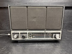Vintage General Electric #7-4140A AM/FM Radio Faux Wood Grain Working