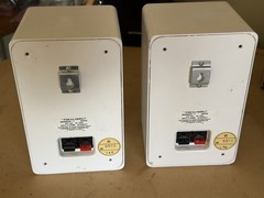 Realistic Minimus-7 Speaker Pair 40-2045 White 40W 8 Ohm Radio Shack – Tested