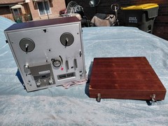 Akai 1710W/L 4-Track Stereo Phonic Reel-To-Reel Tape Recorder TUBES NEEDS WORK