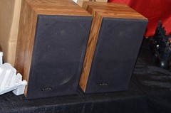 vintage new old stock Infinity RS10 bookshelf speakers woodgrain RS 10 NOS