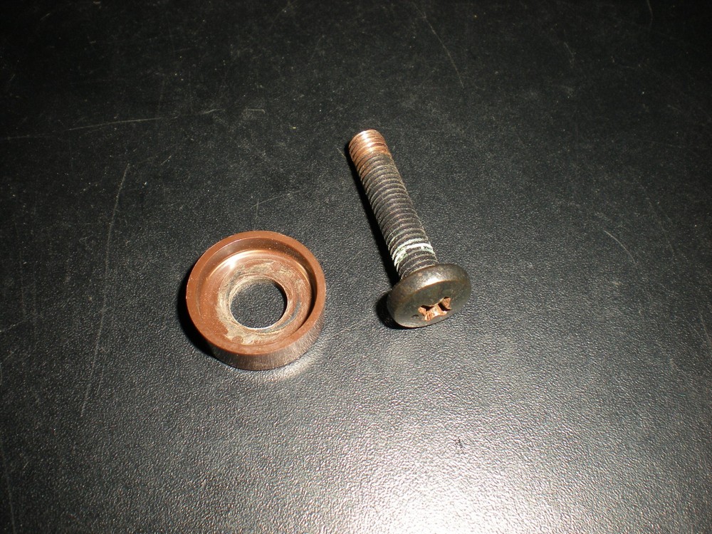 OEM Original Yamaha CR-2040 Stereo Receiver Wooden Cabinet 1 Mounting Screw Bolt