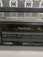 Vintage 1988 Goldstar/LG Viewmax GVT-9100M Portable VCR 5” Color Monitor WORKS