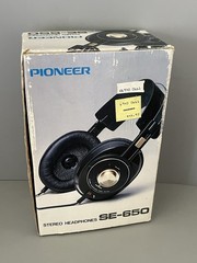Vintage Pioneer headphones SE 650 – Boxed In Excellent Condition – Working Great