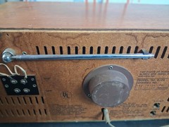 Vintage Sears Model 8021 AM/FM clock Radio w/ 8″ Black White Television