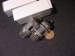 SIEMENS 12AT7 ECC81 TUBE PAIR (Germany strong tested) ***