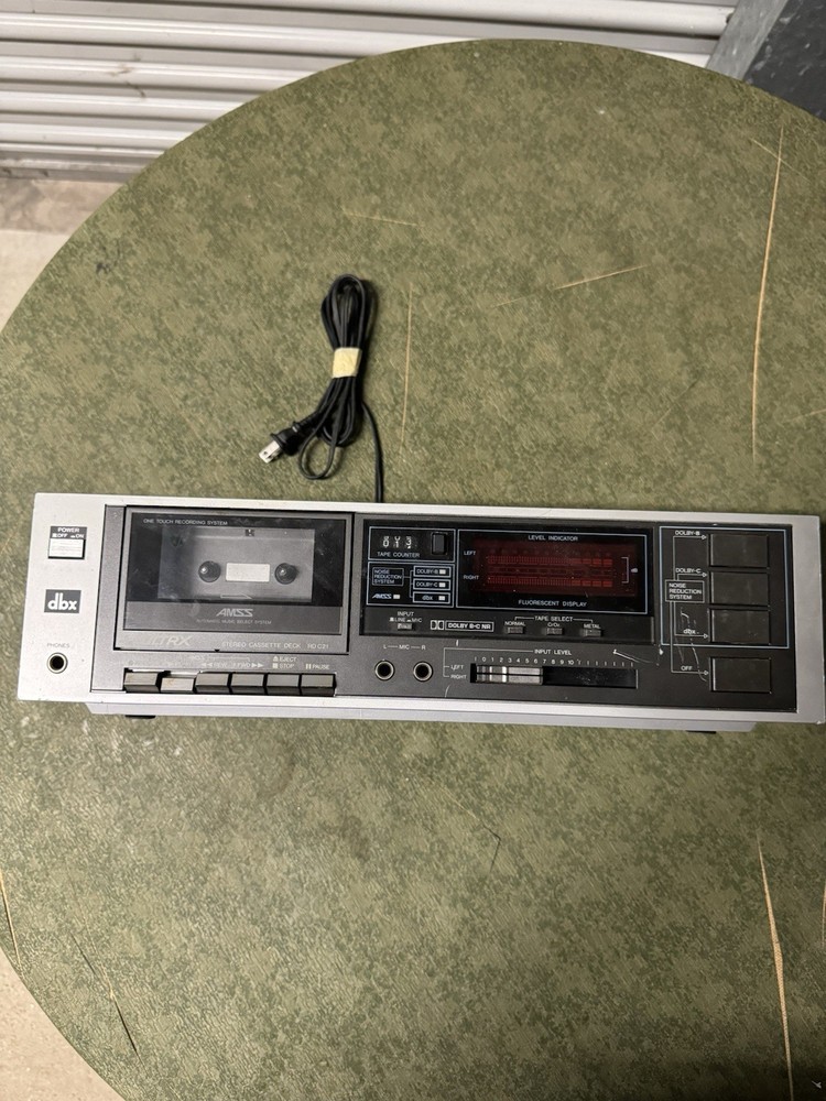 Sanyo ULTRX DBX Stereo Cassette Deck RD C21 – Powers On, Untested Audio