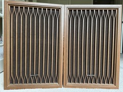 Two Vtg. Kenwood KL-777A 110 w 4-Way Speaker System with 6 Speakers