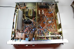 Mitsubishi DA-R11 Stereo Receiver Quartz Frequency Synthesizer