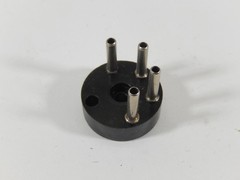 VINTAGE NOS UNBRANDED 4 PIN SPEAKER PLUG