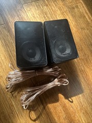 Realistic Minumus 7 Indoor Outdoor Bookshelf Speakers Model 40-2030C With Wires.