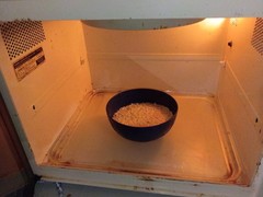 a vintage general electric 1980s microwave