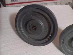 Akai GX-77 Flywheel Left & Right Supply With Capstan Gear & Shaft Holder