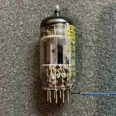 Rare NOS Yellow Mullard 12AX7 ECC83 Tube I61 BALANCED 12AX7A B339 7025 L@@K!
