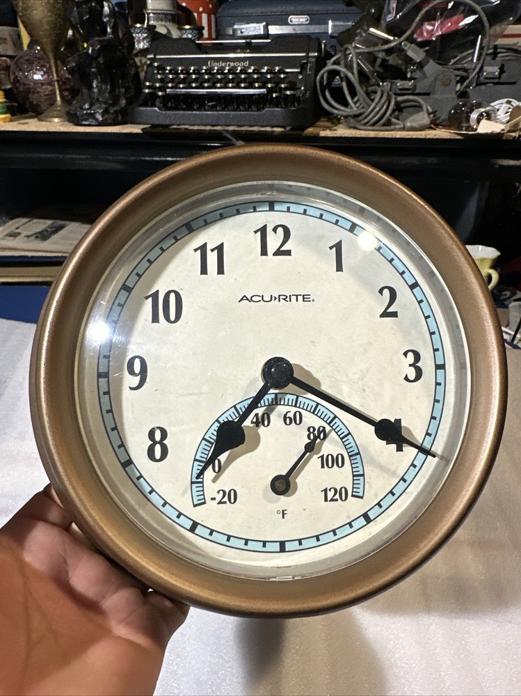 Acu-Rite Indoor Outdoor 8.5″ Quartz Clock-Thermometer