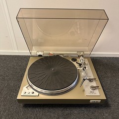 AKAI Auto Return Model AP-306 Quartz Lock Direct Drive Vintage Turntable LP