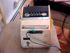 RETRO VINTAGE TV SONY 7 INCH B+W CRT PORTABLE TV AC-D BATTERIES CIRCA 1970