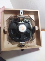 VINTAGE JW DAVIS HEAVY DUTY WALL MOUNT SPEAKER MODEL V8/AA1, FREE SHIPPING