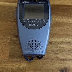 Sony Watchman FDL-221R 2.2″ Color LCD Television Combo FM/AM Radio (BLUE) TESTED