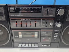 Vintage Sanyo C 32 SM/FM STEREO CASSETTE EQUALIZER BOOMBOX Excellent Tested 100%