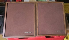 Realistic Minimus-3 Model# 40-913D 7W Max Compact Bookshelf Speakers Working