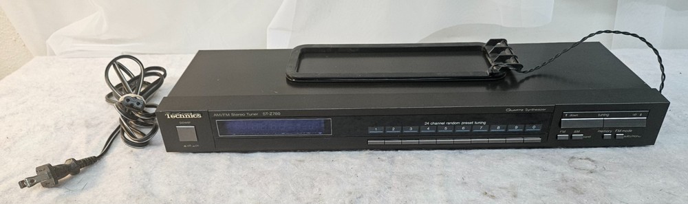 Vintage TECHNICS ST-Z780 Stereo AM/FM Digital Tuner WORKS & NICE Shape